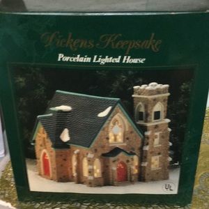 Dickens vintage 1990s Keepsake Porcelain lighted house, Church